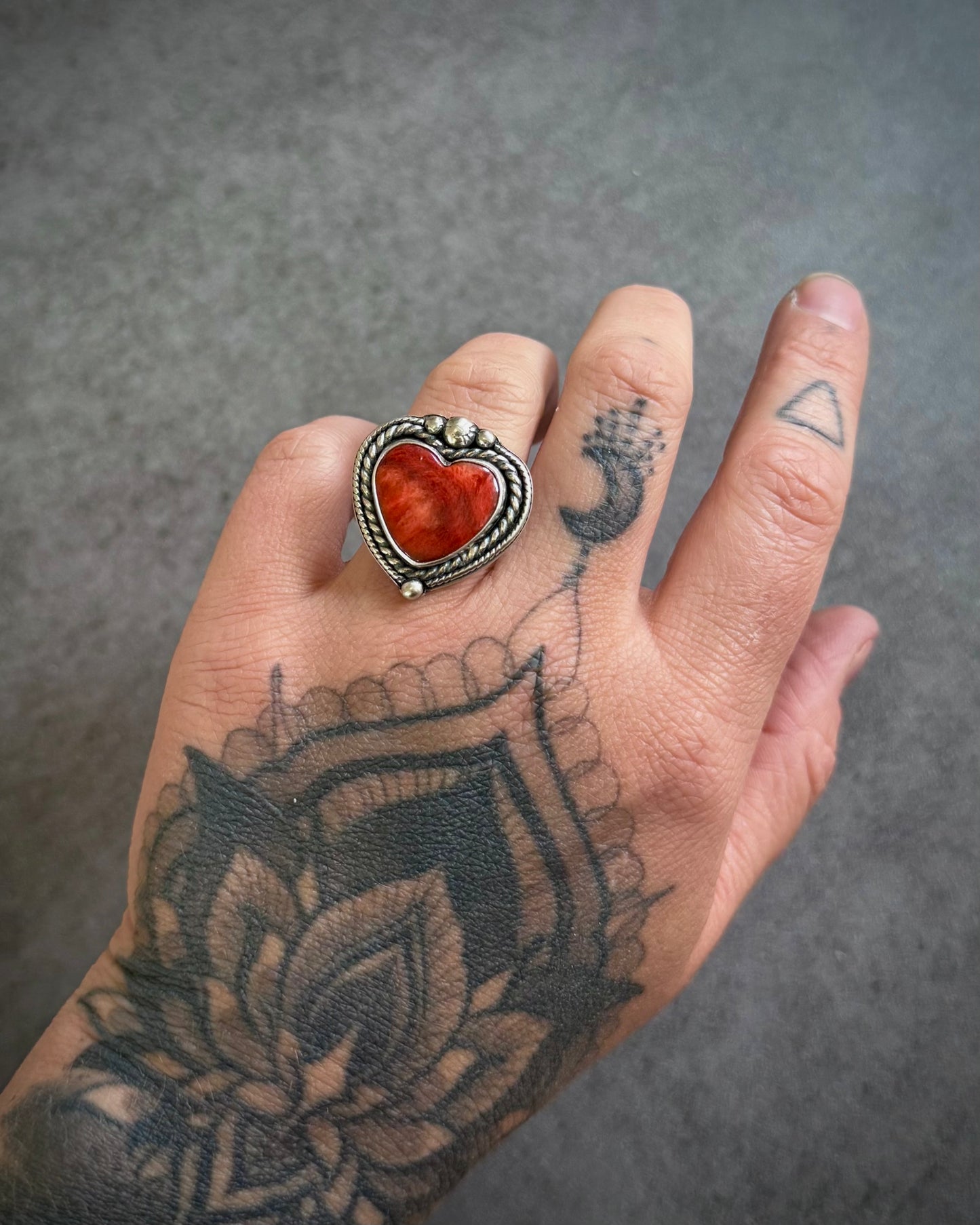 Spiny Oyster Sacred Heart Ring - Size 6.5