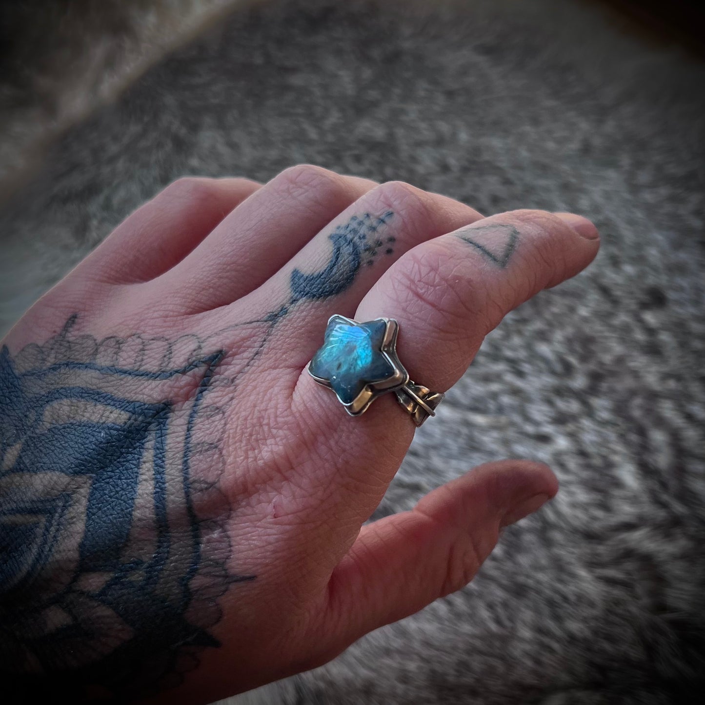 Labradorite Star Ring w/ Feather Ring Band | Size 8.25