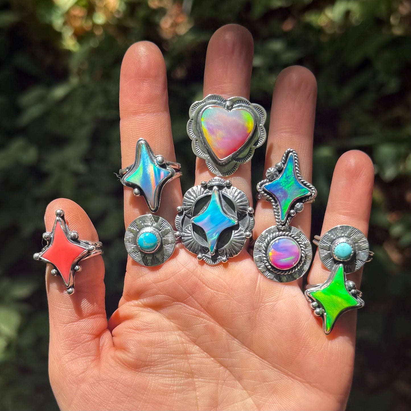 Pool Ball Star Ring - Size 8