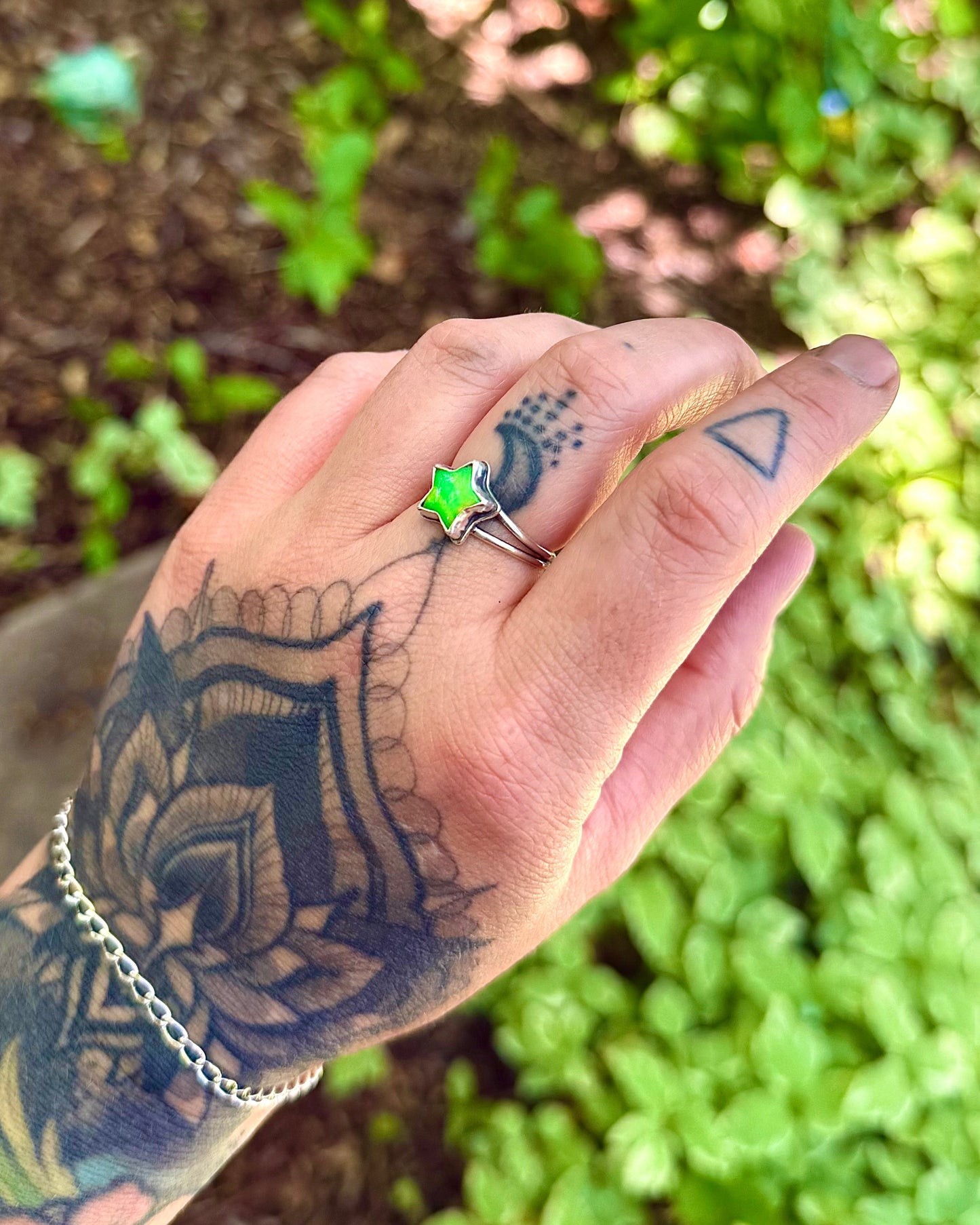Aurora Star Ring - Size 7.5