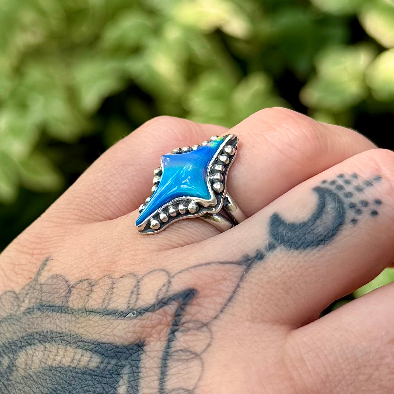 Aurora Star Ring | Size 6.5