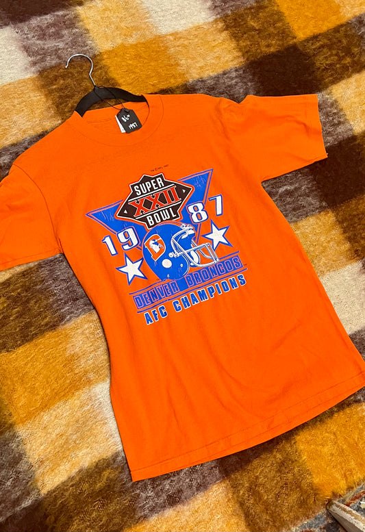 1987 Broncos T shirt | Size M