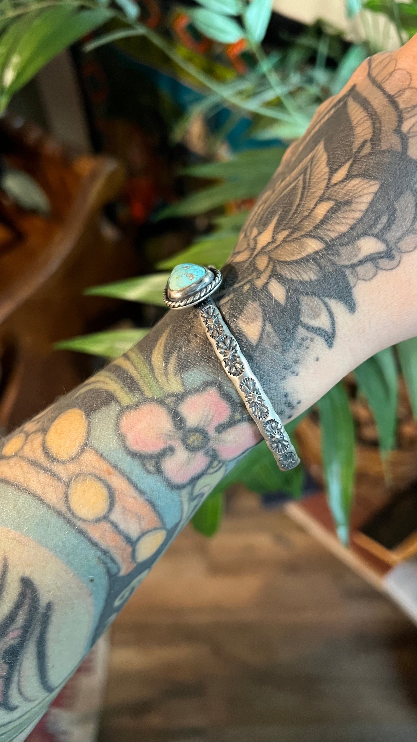 Vintage Turquoise Cuff Bracelet (M/L)